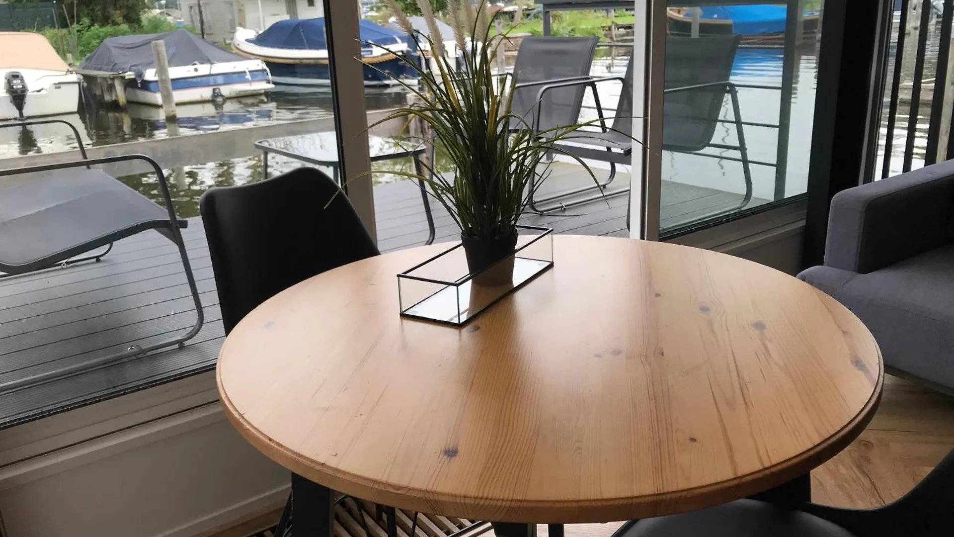 Quiet Waterloft Near Amsterdam And Schiphol Ws11 Hotel Aalsmeer Netherlands